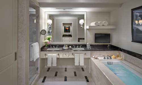 Deluxe Room Bathroom Deluxe Room Bathroom