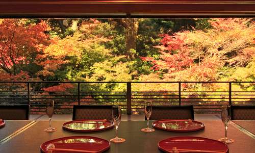 Experience the true Japanese Kaiseki cuisine over viewing the garden Experience the true Japanese Kaiseki cuisine over viewing the garden