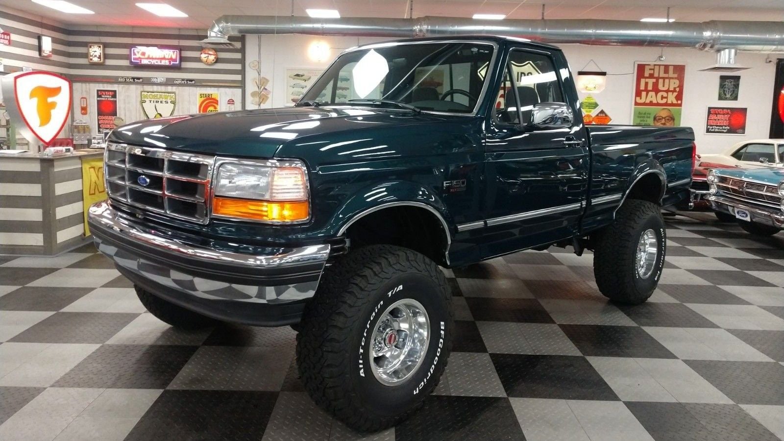 Lifted and Short '93 Ford F-150 One Nifty Ninth Gen | Ford-trucks