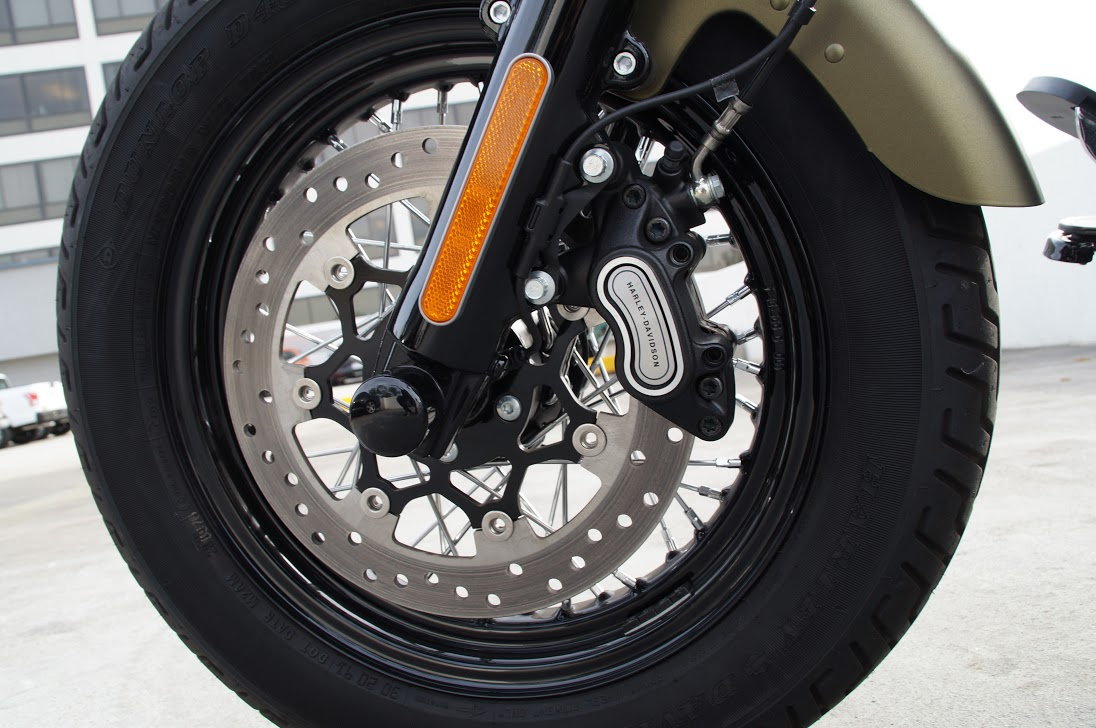 Harley Davidson Softail: How to Replace Front Tire | Hdforums