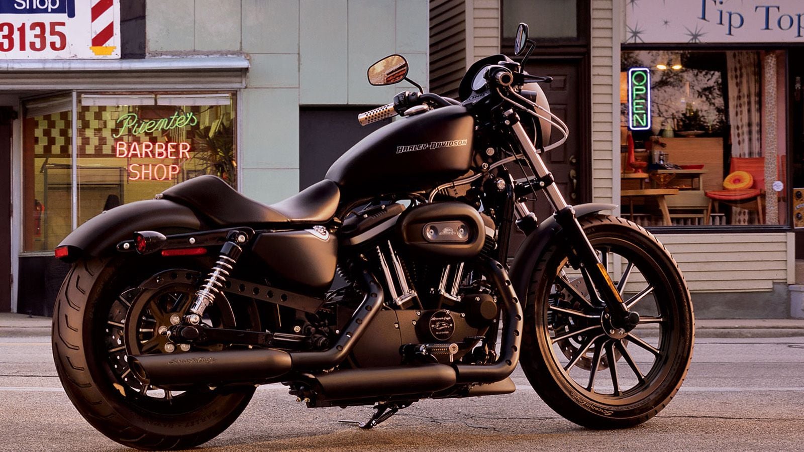 Harley-Davidson's Dark Custom Lineup 