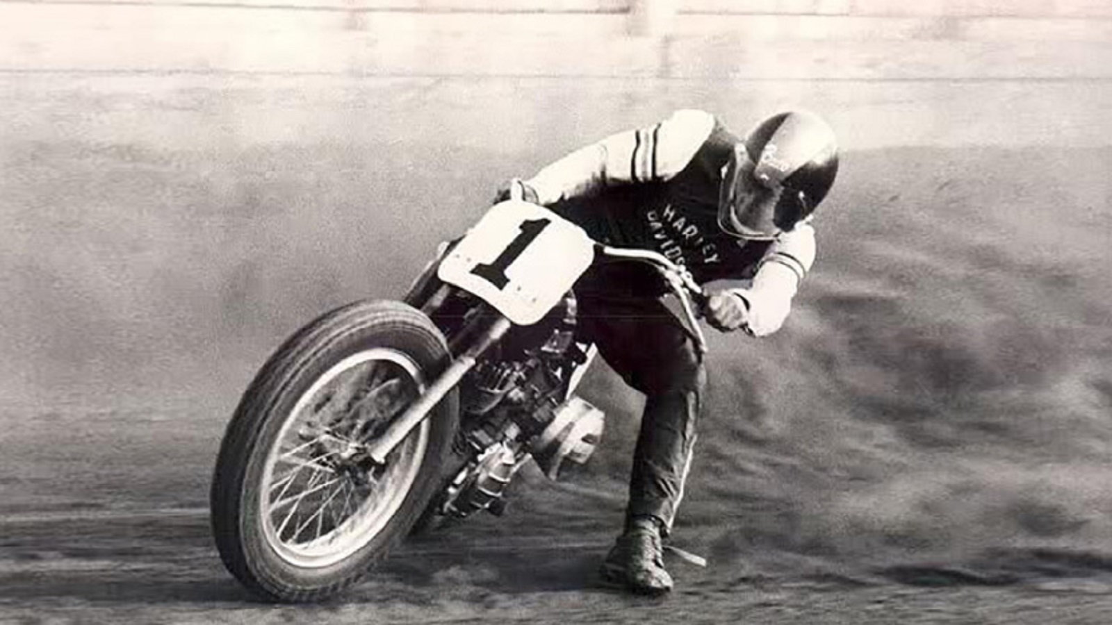 Harley-Davidson's Flat Track Racing Through the Years | Hdforums