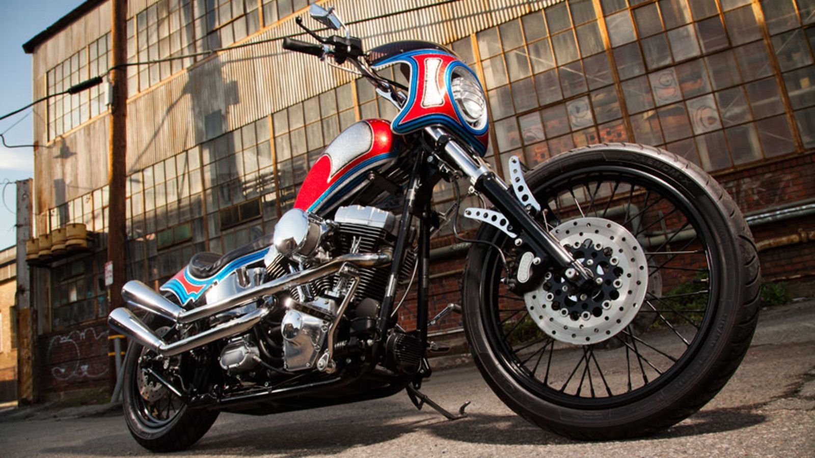 Cool night train with sporty tank  Softail custom, Softail bobber