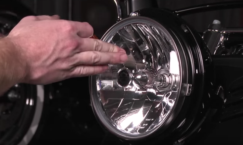 Harley Davidson Removing headlight