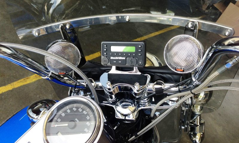 Harley Davidson Softail Handlebar Speaker Reviews and How to Install