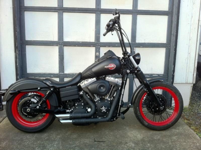 Street Bob with painted wire wheels