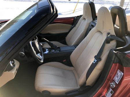 2019 Mazda MX-5 Miata Grand Touring interior