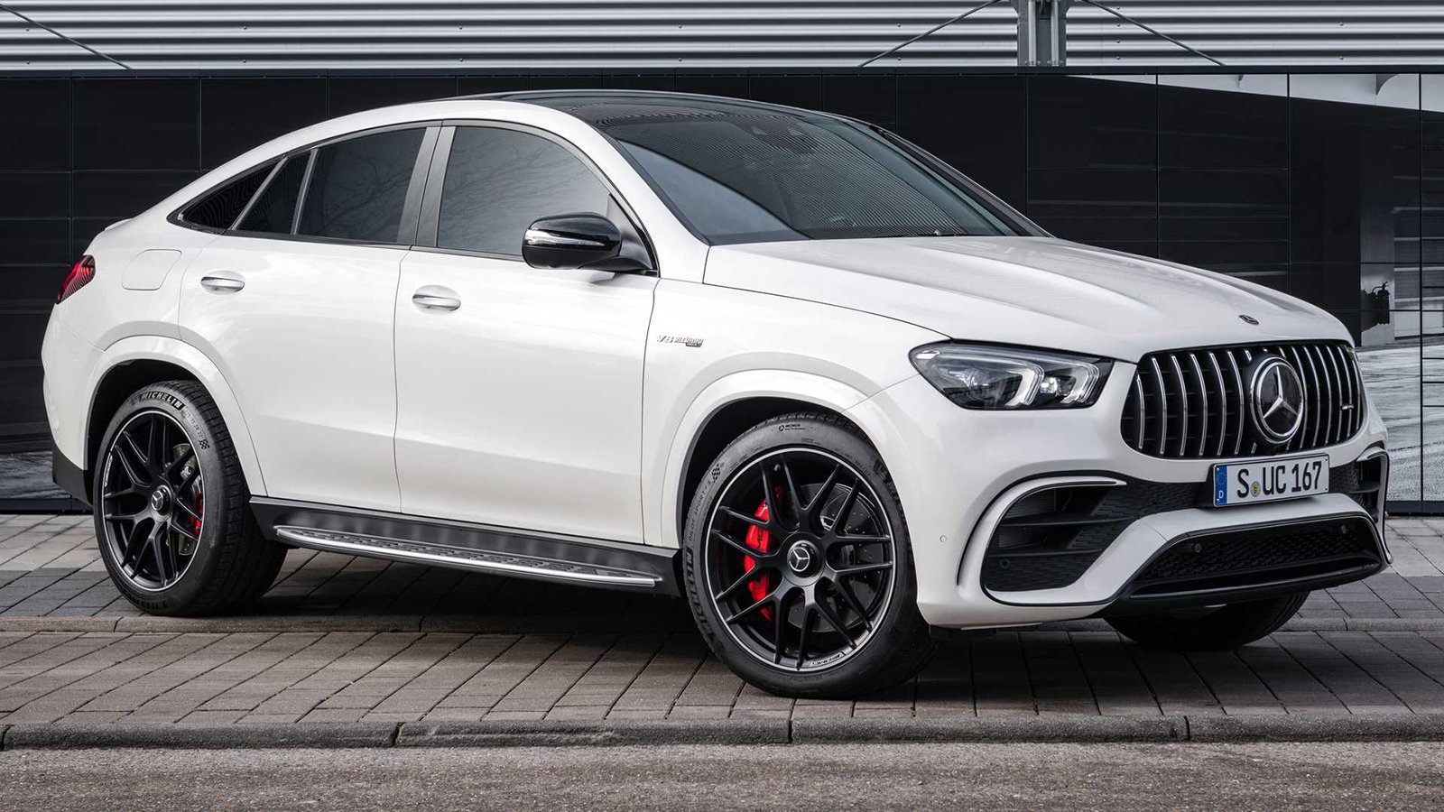 Carving Curves: Mercedes' AMG GLE 53 Coupe