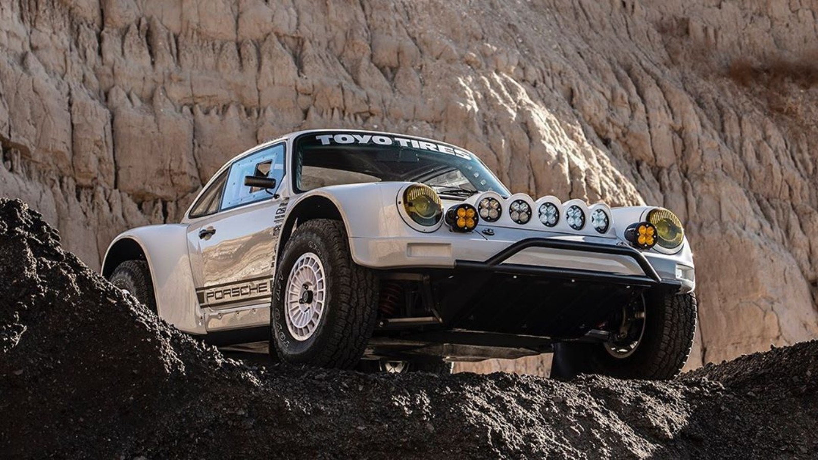 Porsche 911 Baja