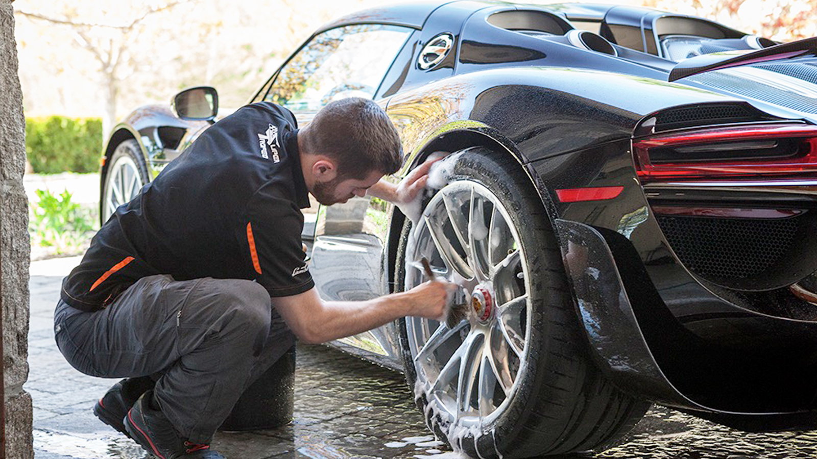 The beginner's guide to buffing a car - Professional Carwashing & Detailing