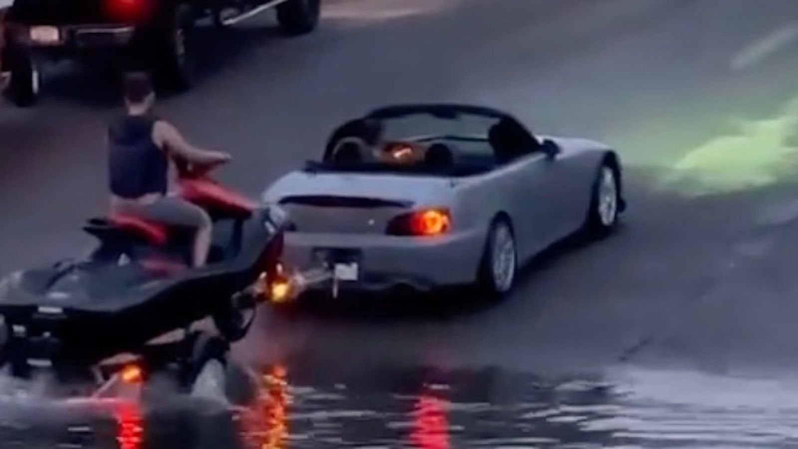 Watch this S2000 Tow a Jet Ski Like a Boss S2ki
