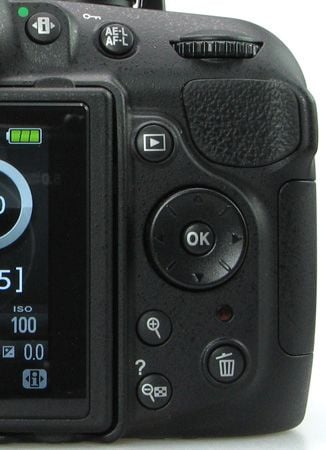Nikon_D5200-4way.jpg