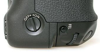 Canon EOS-1D Mark II Pro SLR.