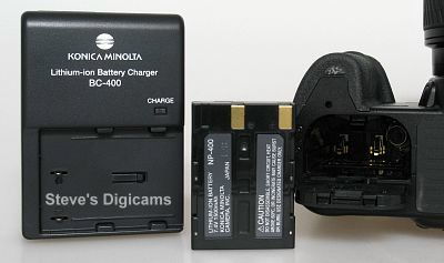 Konica Minolta MAXXUM 5D, image (c) 2005 Steve's Digicams