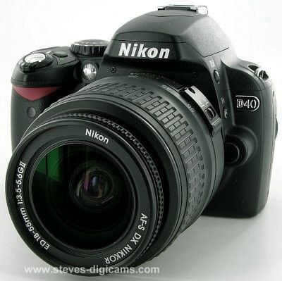 Nikon D40 SLR
