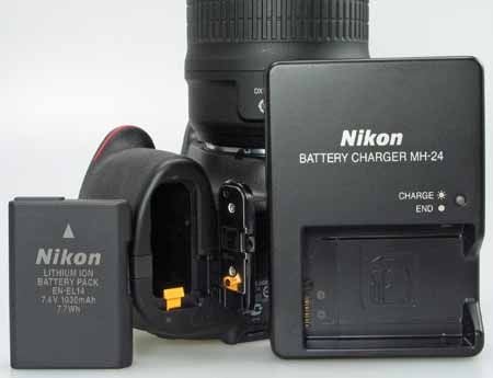 Nikon_D5200-battery.jpg