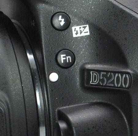 Nikon_D5200-Fn-button.jpg