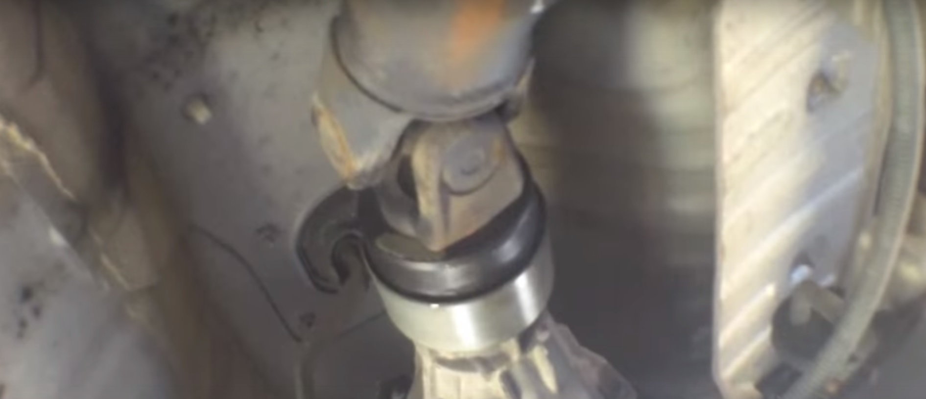 toyota tacoma driveshaft replacement how to DIY