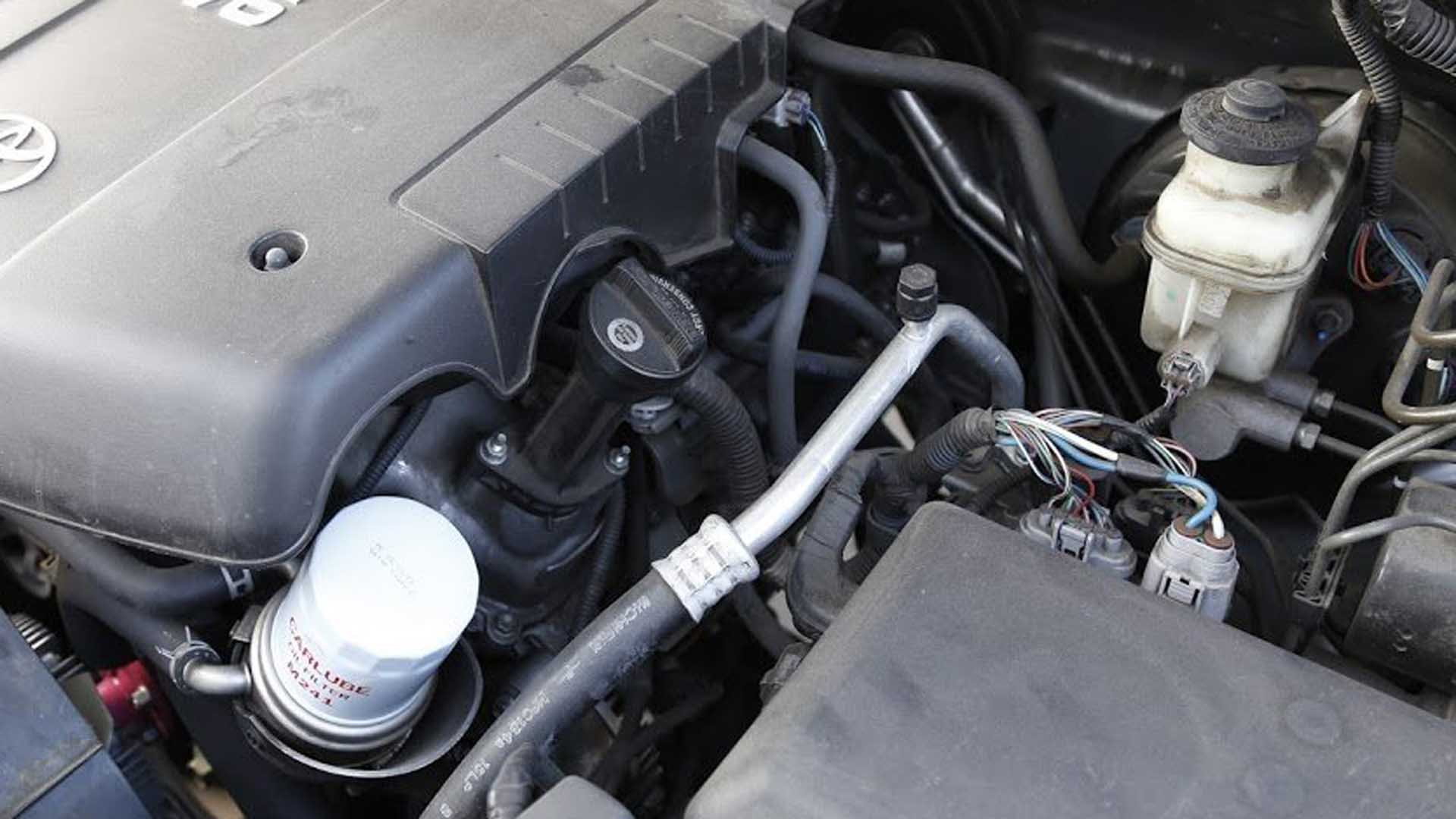 Toyota Tundra: How to Change Engine Oil | Yotatech