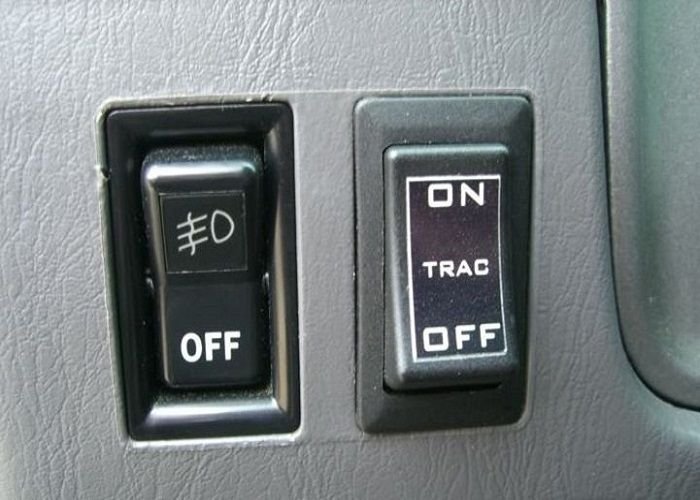 Toyota 4Runner disabling VSC and traction control