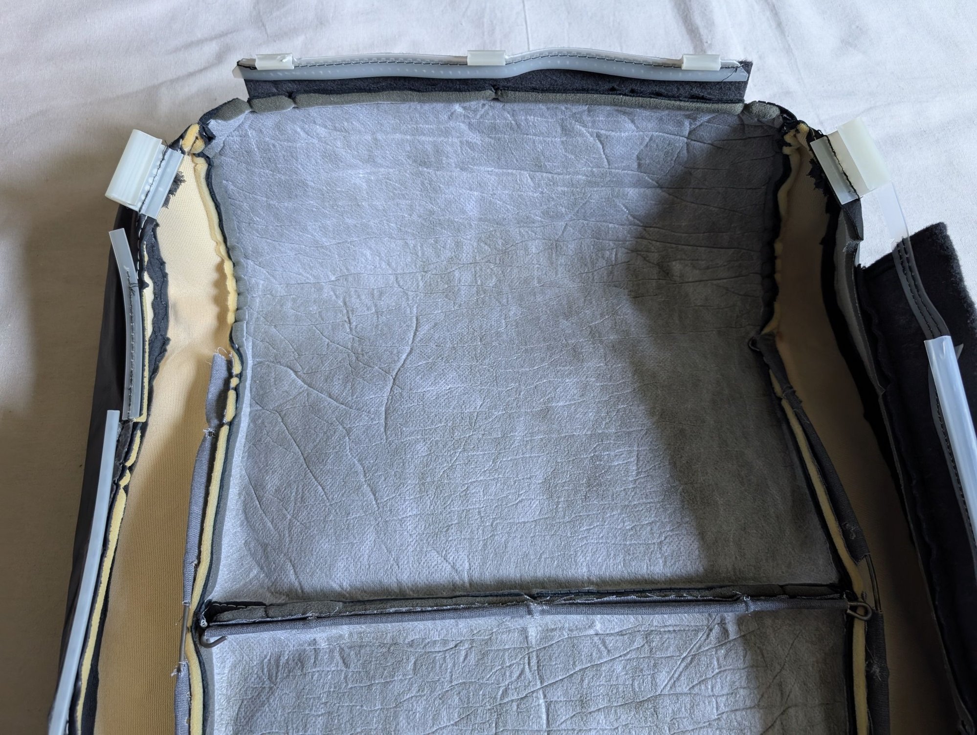 Interior/Upholstery - Free + Shipping Original OE Torn 2006 Acura TL Passenger Front Seat Cover Ebony Black - Used - 2004 to 2008 Acura TL - Willow Grove, PA 19090, United States