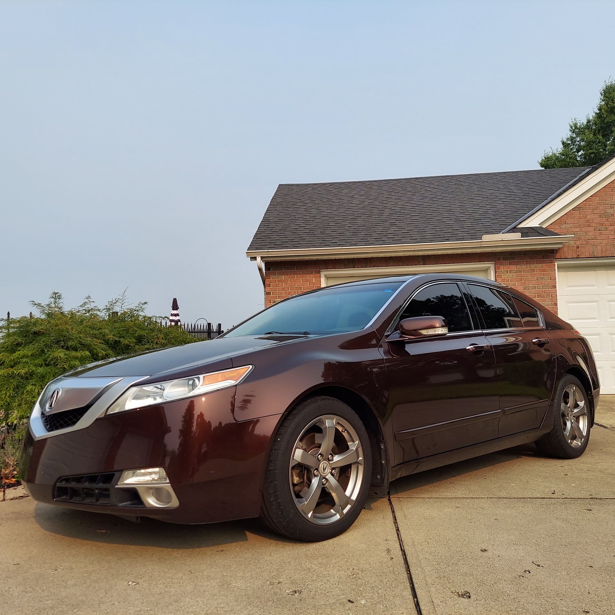 2010 Acura TL - FS: 2010 TL SH-AWD 6spd MT Mayan Bronze / Umber 2nd owner, no accidents - Used - VIN 19UUA9E57AA006138 - 6 cyl - AWD - Manual - Sedan - Brown - West Harrison, IN 47060, United States