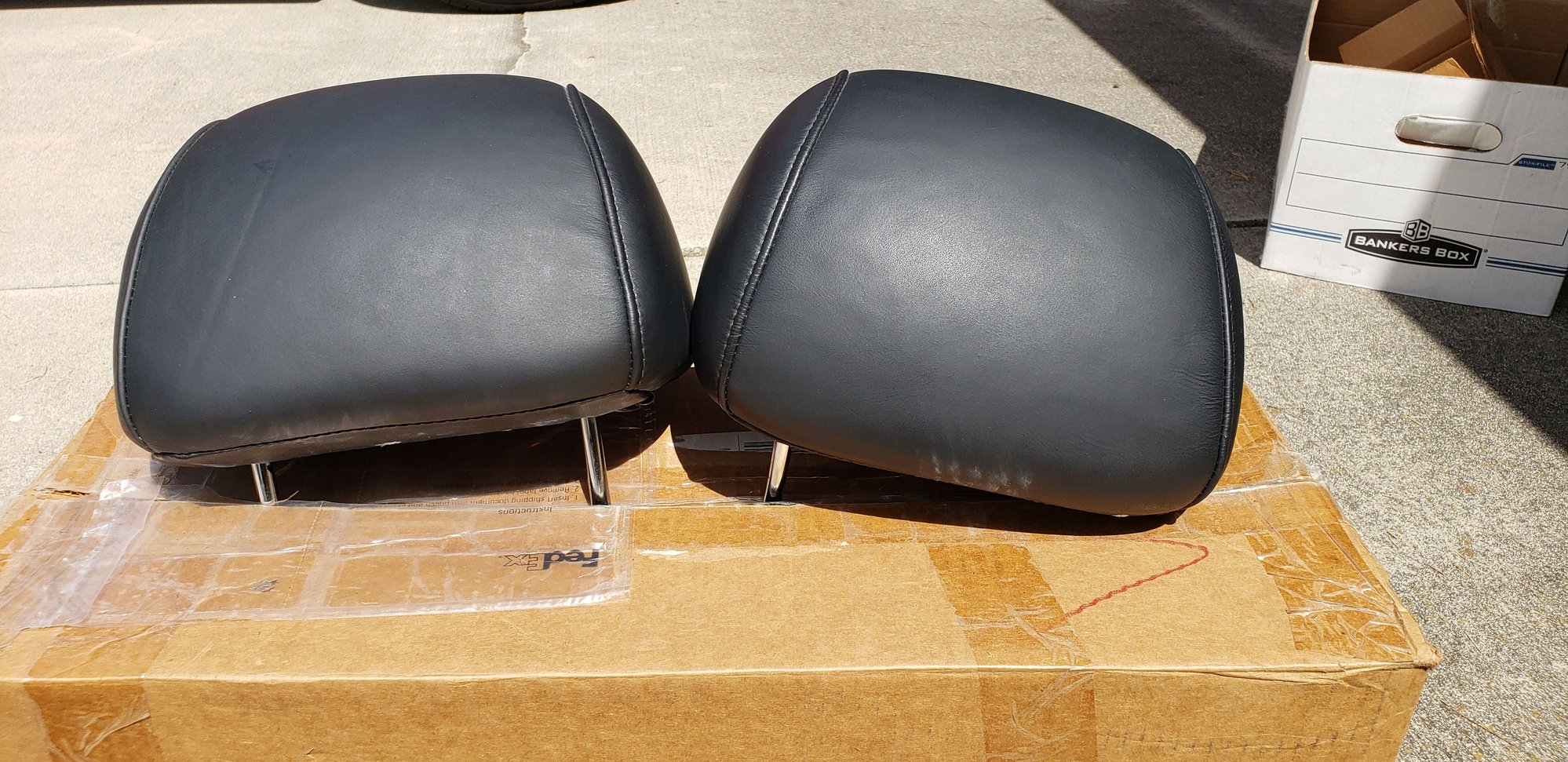 Miscellaneous - FS: 99-01 TL OEM Headrests - Used - 1999 to 2001 Acura TL - Tustin, CA 92780, United States