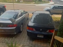 I'd love to make one car out of these two acura's. Both run but one needs body work the other needs engine work together they make a fantastic Acura