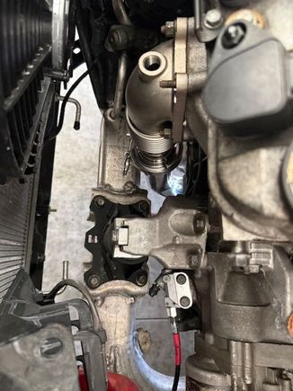Front header fits perfectly.
