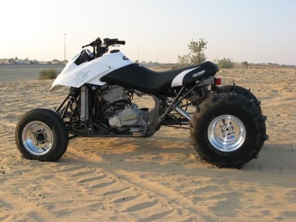 White DS650 design is pretty nice, now with a powder white frame job, with some OMF beadlocks &quot; in my opinion &quot; would give this DS the best look.