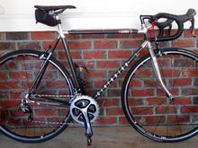 Now  has DA9000/Velocity Aerohead wheels.  Don't waste DA9000 money on a 30-year old carbon bike.  Let me do it.