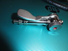 This is the upgrade for the next version: A Hirobel chuck in place of the old school brass version that needs to be pressed on.