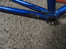 Lots of rust on the chain stays 