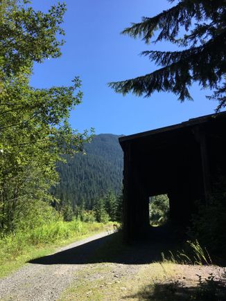 The avalanche cover for the rails