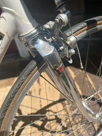 PY10 fork decal and pantographed fork crown.