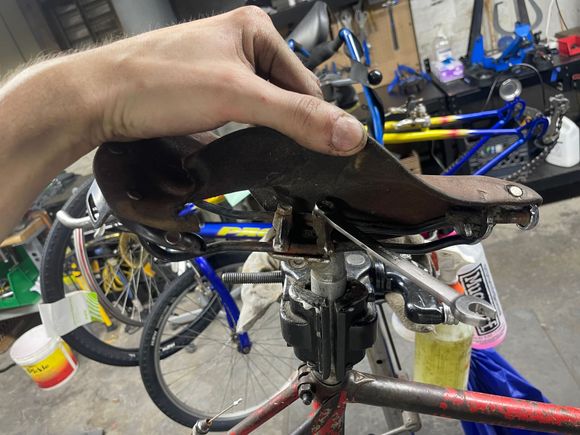 I don’t know why people always complain about getting to these seat clamp bolts, it was pretty easy for me.