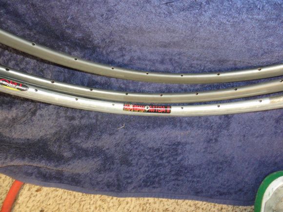 32*  tubular back tow are a matched pair