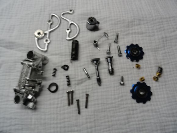 Everything has been cleaned and ready for service again.  Note the new stainless screws for the adjustors, and the Chaser Tech sealed bearing pulleys.