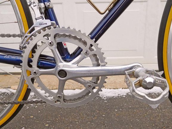 I still need to polish this crank better and then decide on what pedals to use