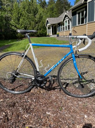 Team Miyata with Ultegra 6800 11 speed group set and Dura Ace carbon wheels