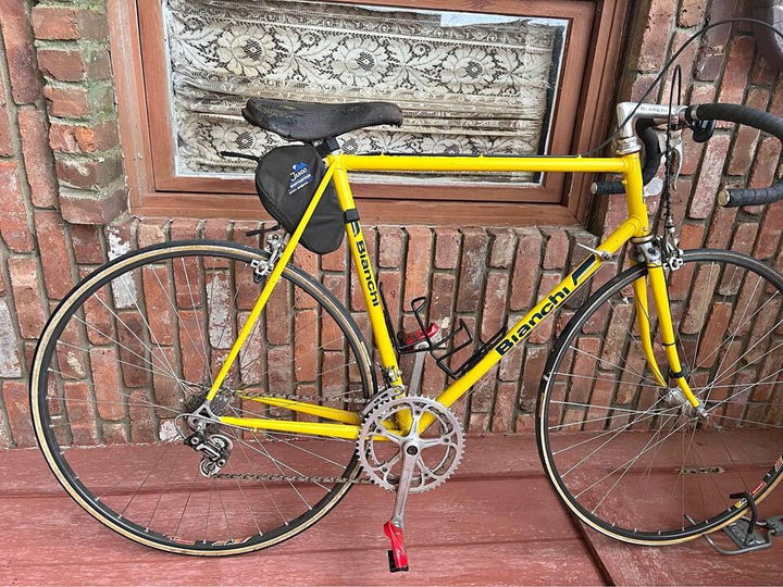 yellow bianchi road bike