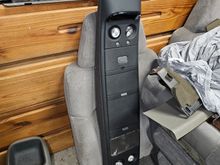 This console uses a 4 prong plug. I imagine one is ground, power and the other 2 are VSS signal and compass? 