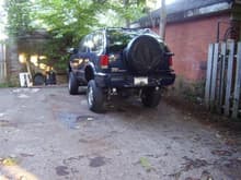 Trailmaster Lift Kit and 3&quot; Shackles
Stock P235/75 R15
August 2010