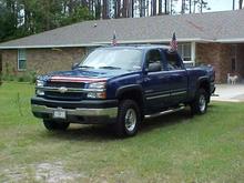 this is my baby, 2500hd 4 x 4 crewcab.
yep I love this more than the wife, she has not let me down.