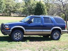 Stage 2: 2" suspension lift and 31" tires