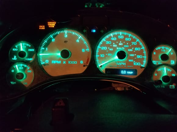 And here we have green LED on white face gauges. 😎