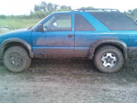 kickin up mud
