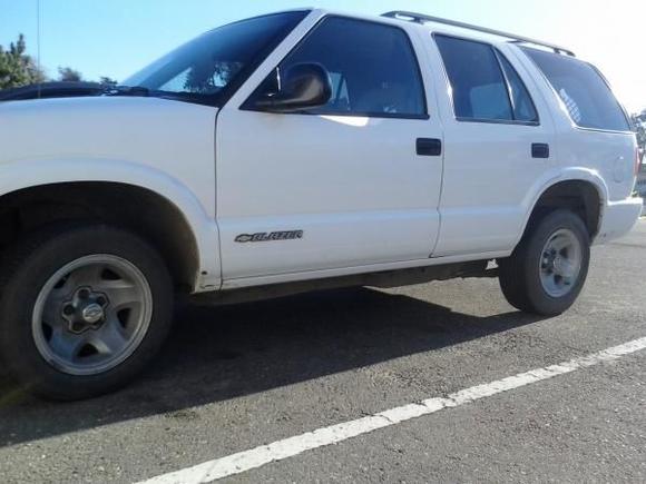 Before 3'' spindle, 2'' spacers, and 3'' shackle lift.