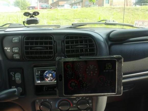 magnetic tablet mount