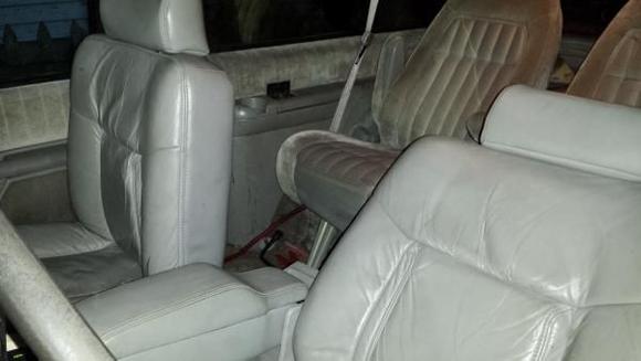 4 captain chairs